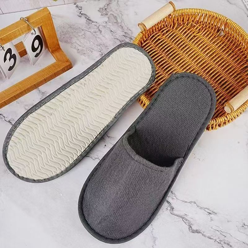 拉毛拖鞋鞋底：5mm柳叶纹原麻 帮面：灰色拉毛复合2mm海绵  盖面：灰色拉毛布复合2mm海绵  包边条：灰色无纺布包边  内衬：无纺布（600/包）整包发货