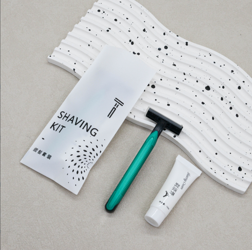 通货-007剃须膏星光膜丽枫款 剃须刀：007碳钢 剃须膏：10g剃须膏 包装：12丝星光膜（1000/箱）整箱发货